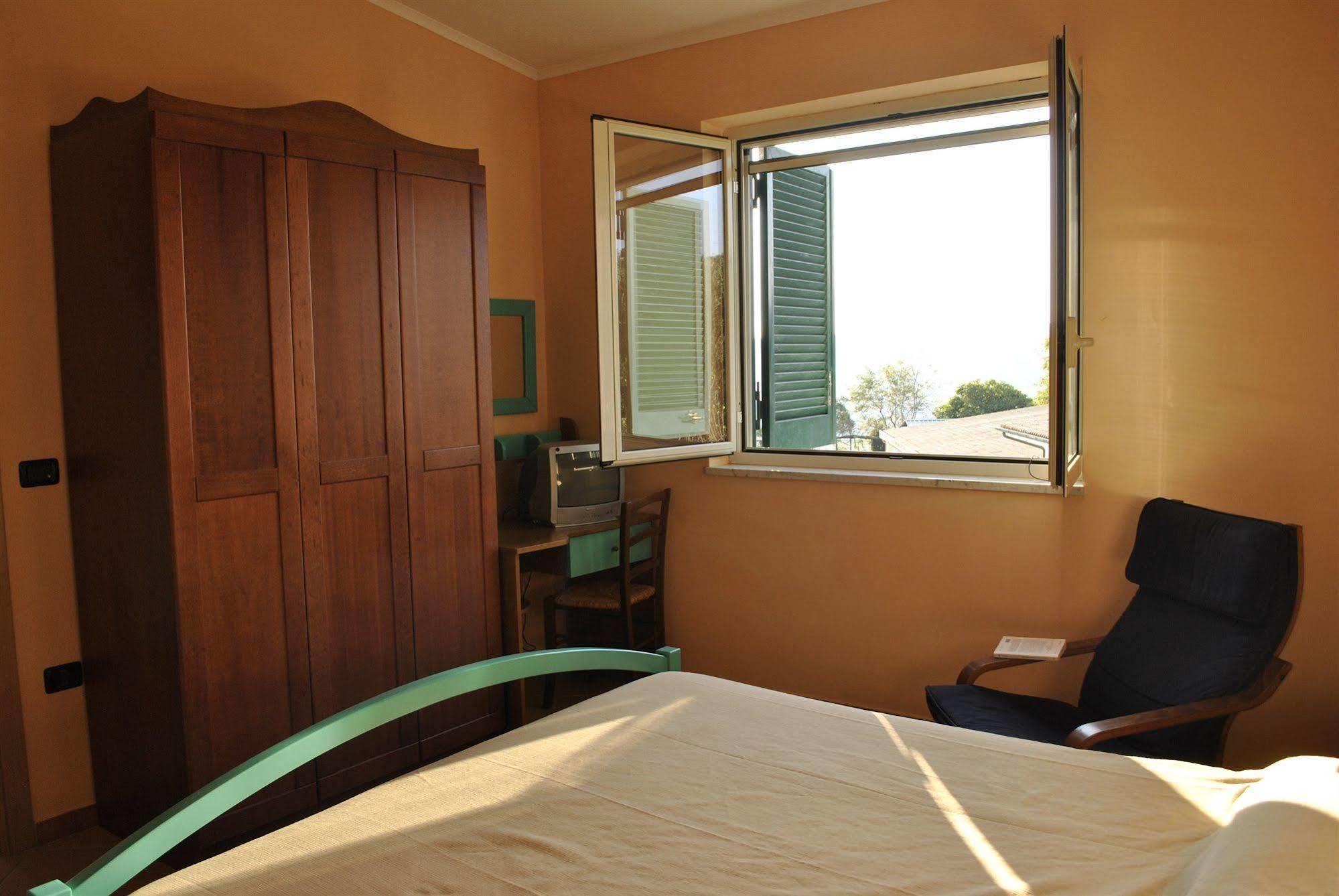 Hotel Tenuta Monte Sant'angelo *